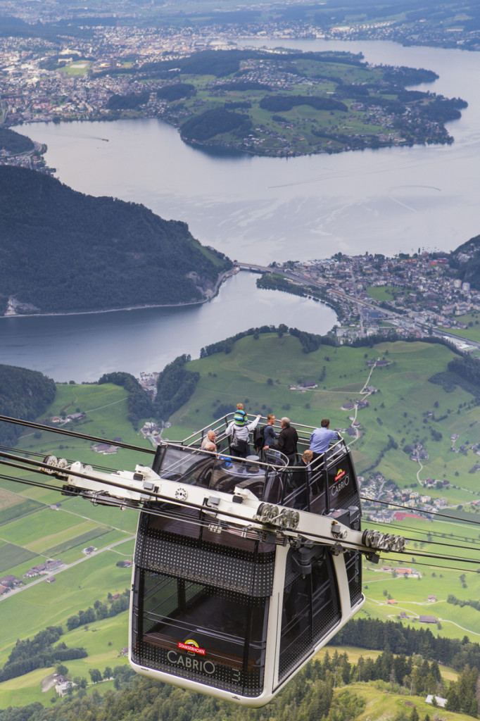 PVO_lanovka_Cable_car_Stanserhorn_lo-res_13