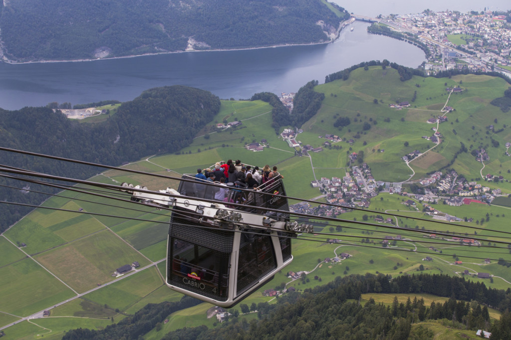PVO_lanovka_Cable_car_Stanserhorn_lo-res_8